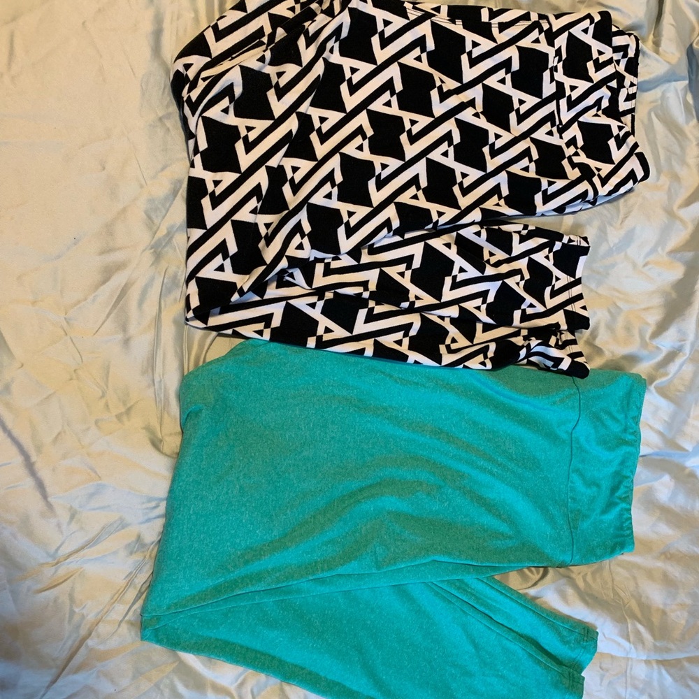 Lularoe tall and curvy leggings